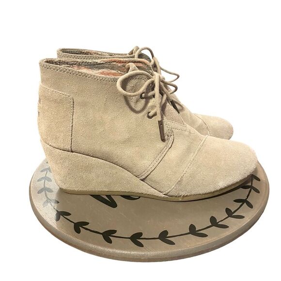 TOMS Tan Desert Wedge Ankle Lace Up Bootie Women's Size 8.5 - Picture 1 of 11